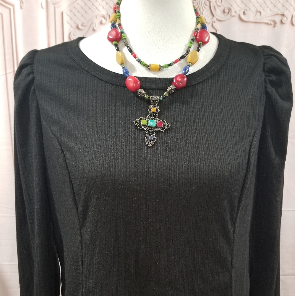 NWT Status by Chenault, women's Sweater/Blouse
